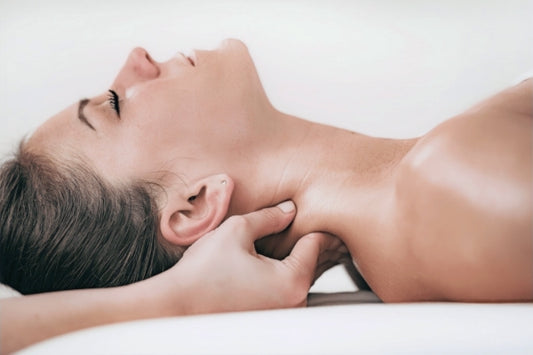 Neck and Shoulder Maintenance Massage
